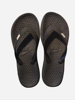 Nike Black Kids Foam Flip-Flops with Textured Footbed